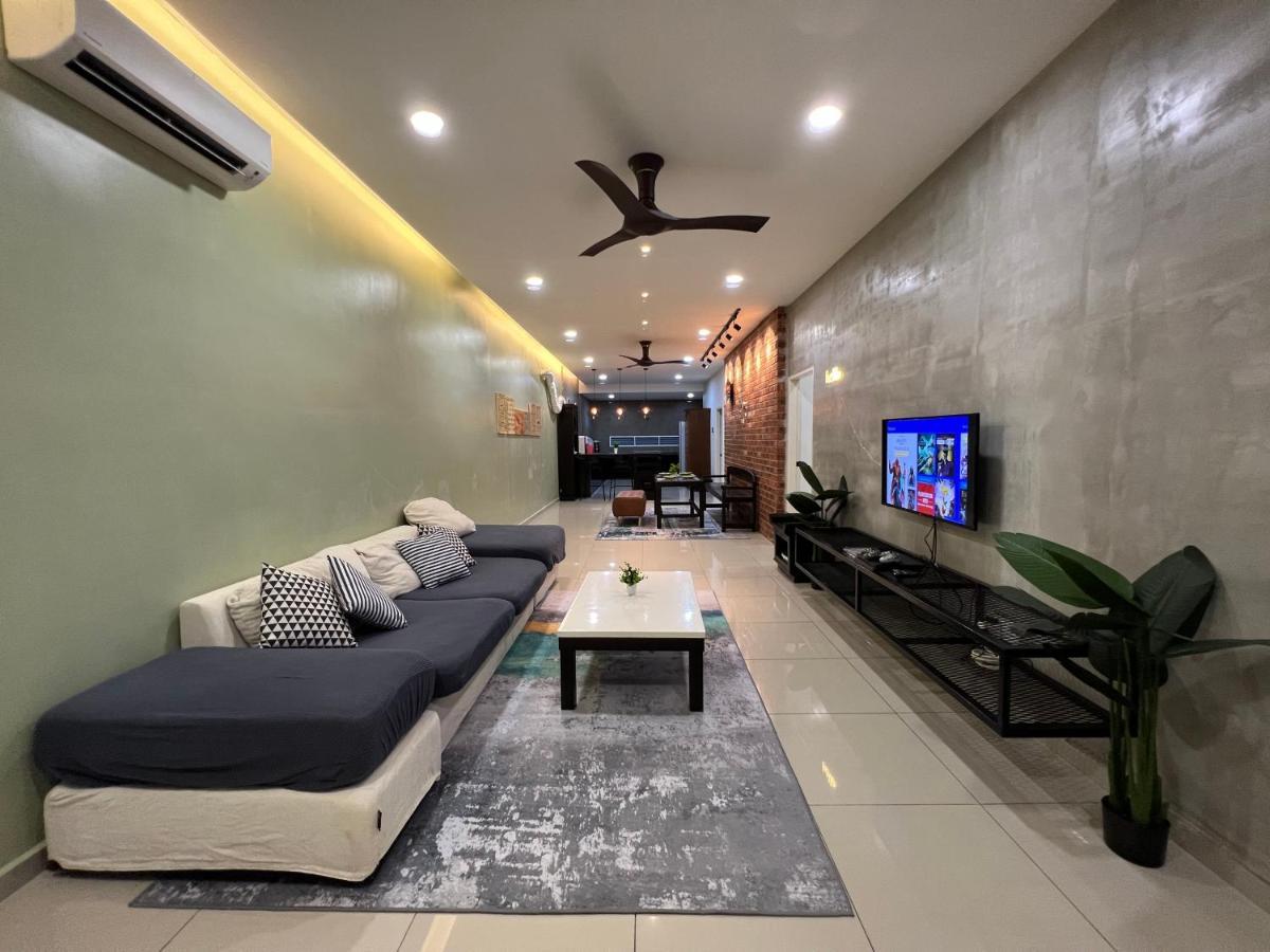 R3Trohouse 3Br 8Pax Ps4,Pool Table,Netflix Villa Kuantan Ngoại thất bức ảnh